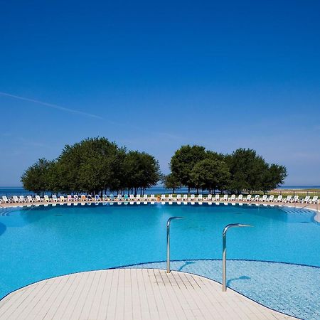 Apartments Polynesia Plava Laguna ウマグ エクステリア 写真